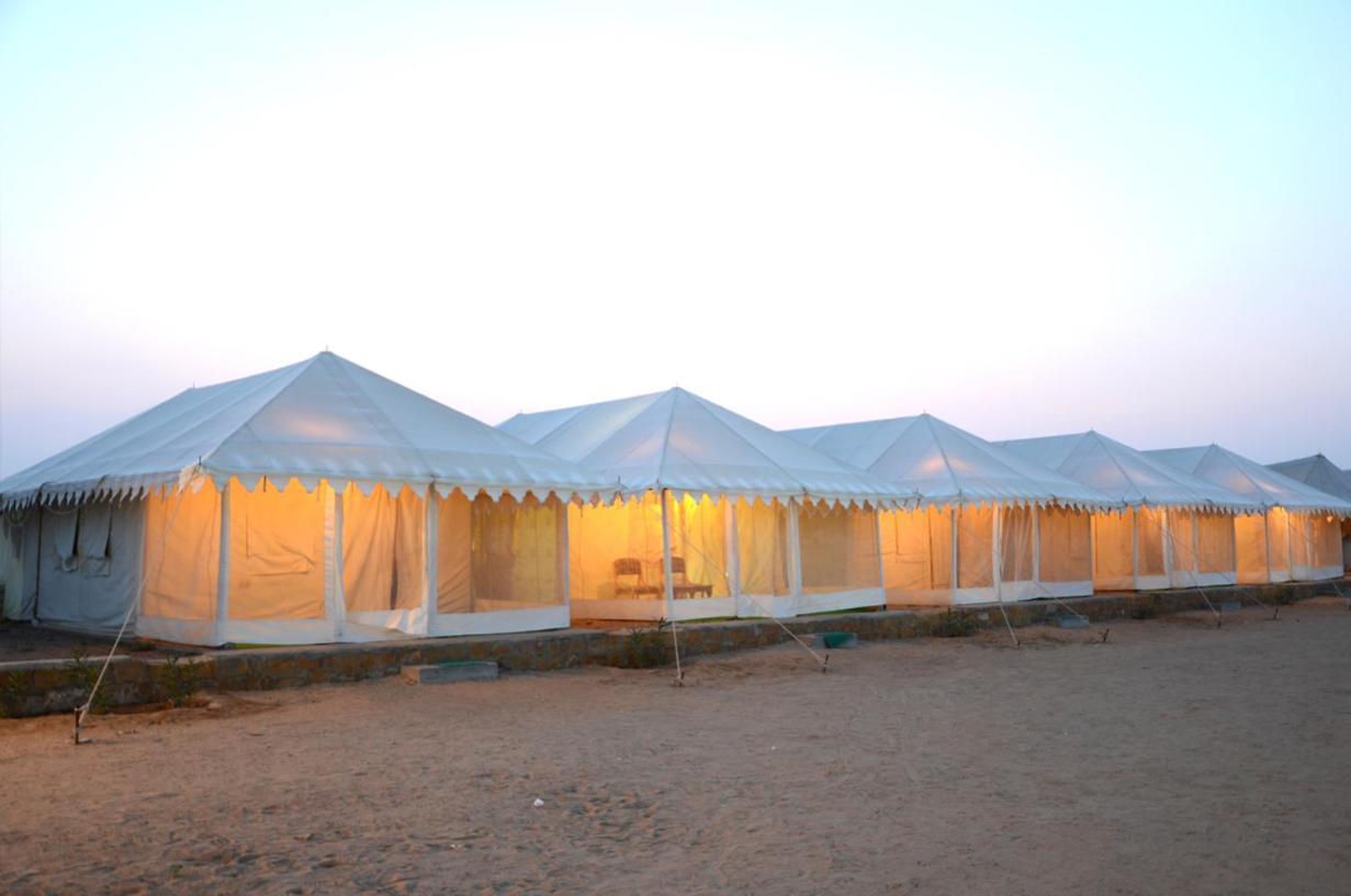 Kai Kabila Desert Camp Sām 外观 照片